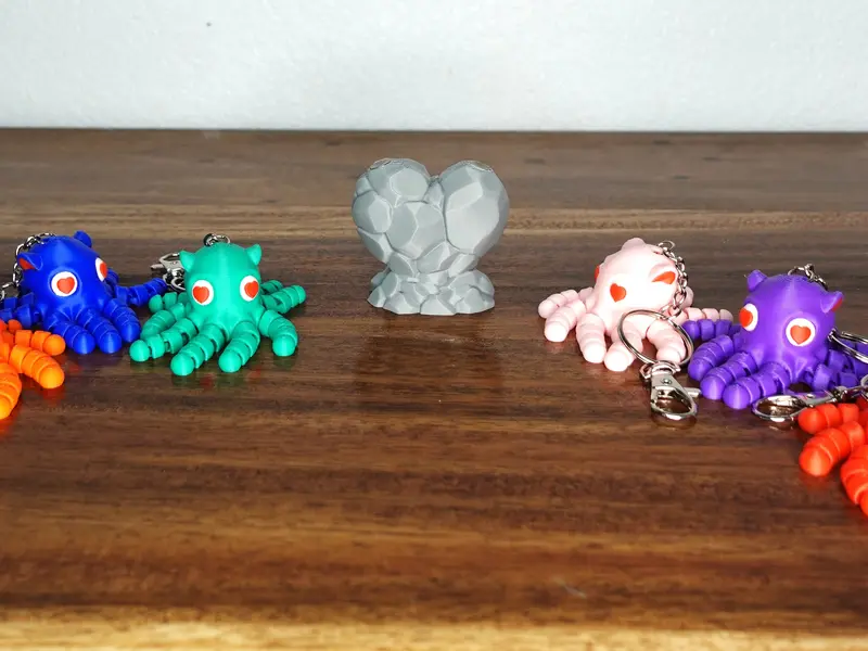 3D Printed Heart Octopus Keychain with Magnetic Heart Rock Customizable Colors Perfect Valentine's Day Gift Unique Design Ideal for Valentine's Day