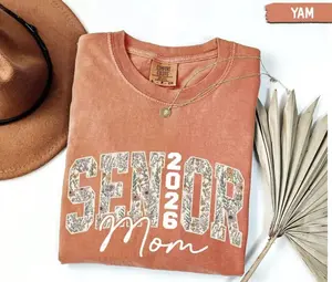 Comfort Colors Senior Mom TShirt 2026, Cute Senior Tee With Floral, Graduation Support Shirt, College Mom Shirt, Class Of 2026 Senior Year Outfit Gift