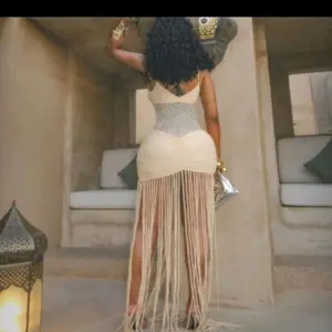 2025 dress for the beach and summer.