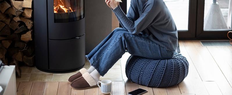 KIDMI Women's Fuzzy Slippers Memory Foam Slippers For Women Cozy Faux Fur House Shoes Indoor Warm Bedroom Slippers Winter Fluffy Slip On Cute Furry Slippers Suitable New Year's Gifts