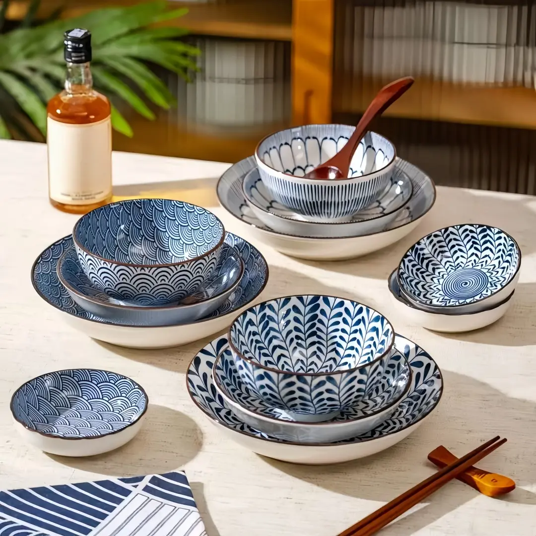 14-Piece Japanese Ceramic Dinnerware Set, Tableware Set, Dishware Sets, Includes Plates & Bowls, Microwave Safe, Dishwasher Friendly, Perfect Gift for Home Dining