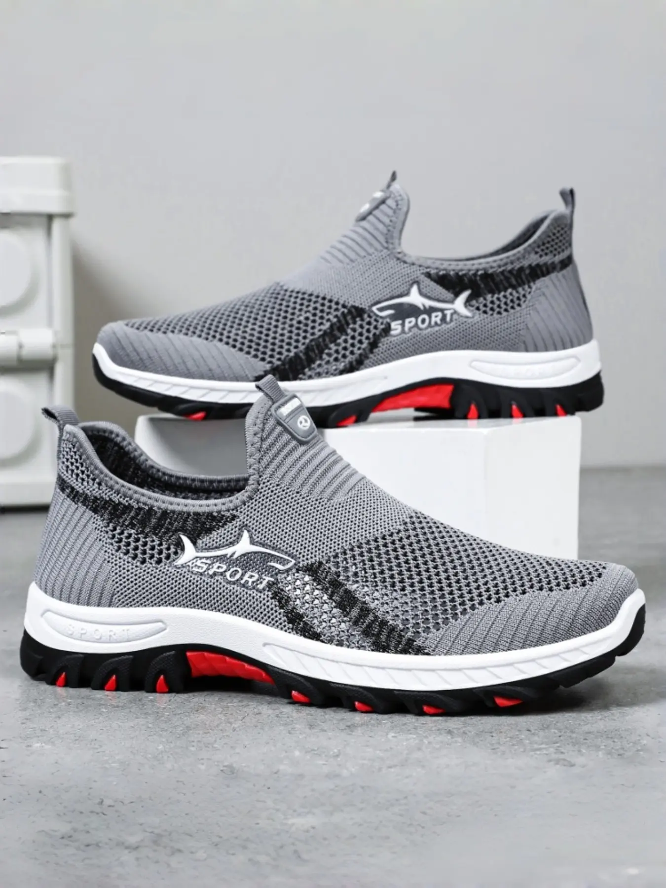 Men's Casual Shoes Lightweight Sports Sneakers Casual Sneaker Trainer Slip-On Classic Beijing Cloth Breathable Mesh Big Size Comfortable Footwear Breathable Athletic Sneakers Sneakers Trainers