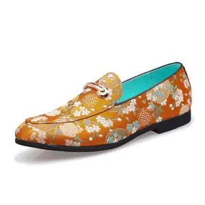 Men's Orange Floral Embroidery Vintage Style Loafer Shoes