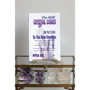 The New Crystal Codes - Align Your Crystals to The New Energies: Crystal Codes, Powers and Functions for the New Era, Choosing and Working with Crysta - Paperback