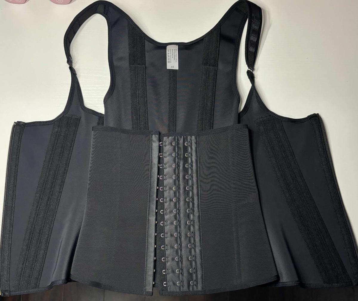 Item: Black, X-Small