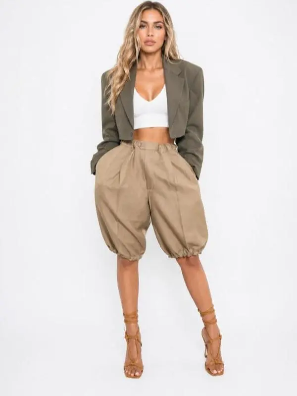 ChicCurveWomen’s High Waist Balloon Shorts Loose Fit Elastic Hem Casual PantsHigh Waisted Balloon Shorts for Women Relaxed Fit Elastic Hem Chic Casual PantsWomen’s Loose Fit High Waist Shorts Elastic Hem Baggy Balloon Casual Summer Pants
