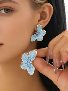 Elegant Gradient Metal Flower Drop Earrings for Women - Bohemian Style, KC Golden Plated, Iron Post, Perfect for Daily Wear, Parties, and Outdoor Events