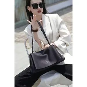 Lévera – The Art of Genuine Leather