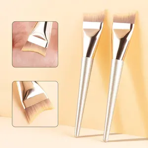 1/2pcs Foundation Brush, Fish Tail Flat Head Makeup Brush, High Density Bristles, Thin Edge, Strain-Free Application, All Skin Types