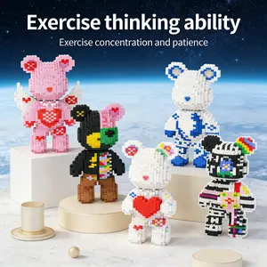 Bear Lucky Bear Building Block Set, Stem Building Blocks, 3D Puzzle Model Desk Decoration, Stress Relief Toy, Indoor Decor Gift for Birthday Christmas New Year Party