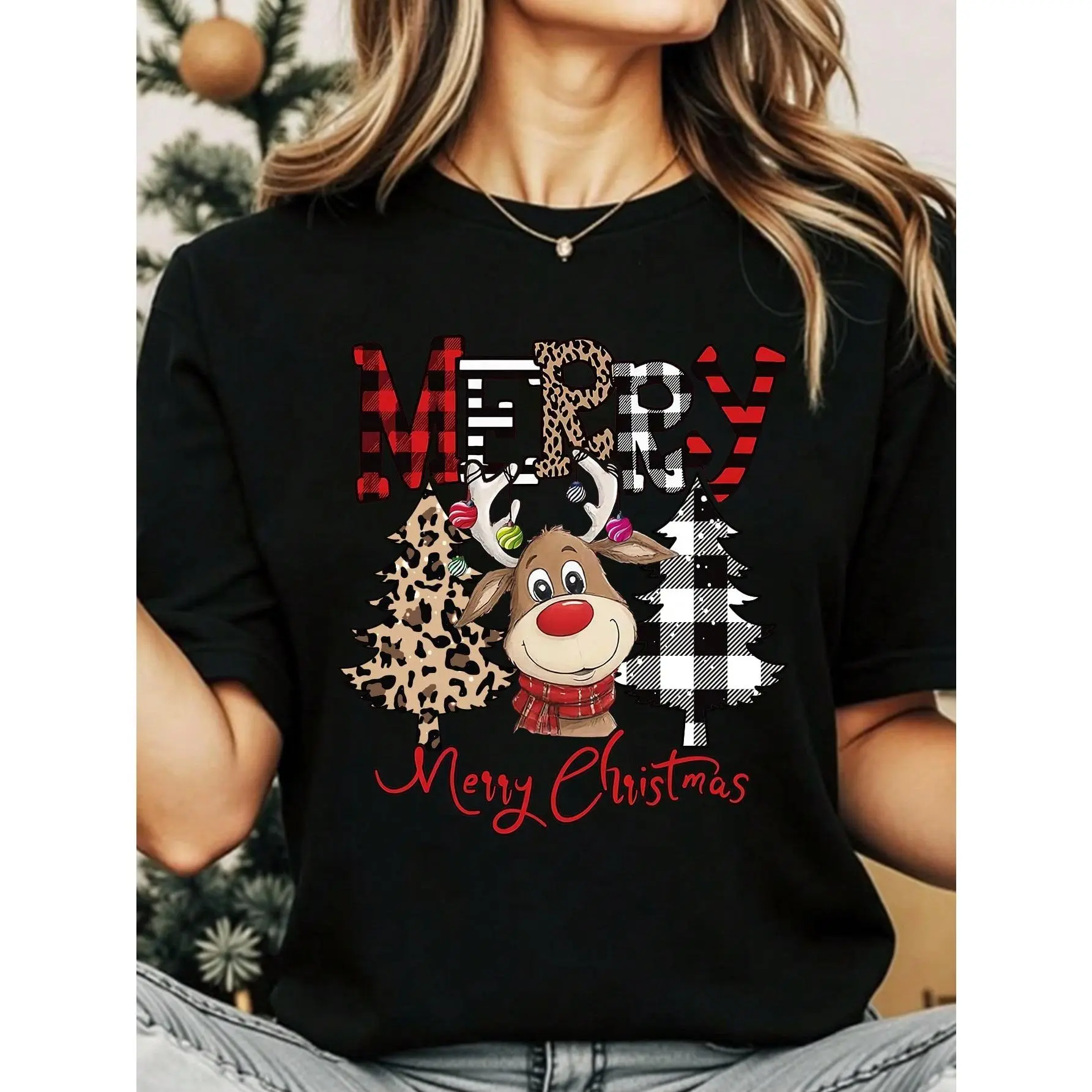 Women's Christmas Graphic T-Shirt with Leopard Print Reindeer, Casual Knitted Top with Slight Stretch, Chic Shortsleeve Regular Fit, Casual Basic Fashion, Fabric, Elastane, Leopard Motif, Short Sleeve, Round Neck, Reindeer Print