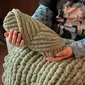 2025 Super Chunky Chenille Yarn 2-Pack DIY Knitting Crochet Kit for Blankets Scarves Cat Beds Soft Fluffy Plush Finger Weaving Rainbow Craft Supplies Crochet Set Kit