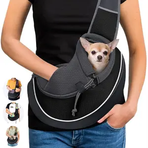 Carrying Pets Bag Outdoor Portable Crossbody Bag For Dogs Cats Pet