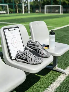 1 Pair Unisex Professional Football Boots, Long Stud PVC/Short Stud Rubber Outsoles, Stable Grip & Strong Ball Control, Perfect for Training & Matches