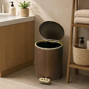 Wood Grain Round Pedal Trash Can with Liner Retaining Ring, ft-Operated Lidded Odor-Proof Waste Bin, Gold-Trimmed Decor Bin for Bathroom, Kitchen trash cans for kitchen