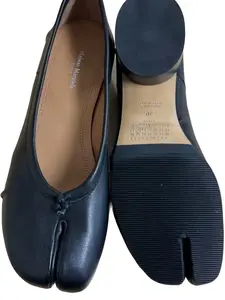 Vibram Protector Sole - High-Traction Rubber Compound for Extended Shoe Life & Versatile Tread Patterns