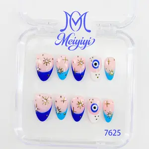 .DP.7625.Blue French Wearable Nails