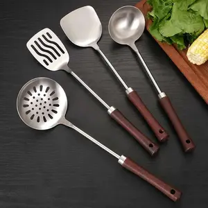 Wooden Handle Food Cooking Shovel Stainless Steel Frying Spatula Soup Spoon Colander Home Kitchenware New Kitchen Gadgets