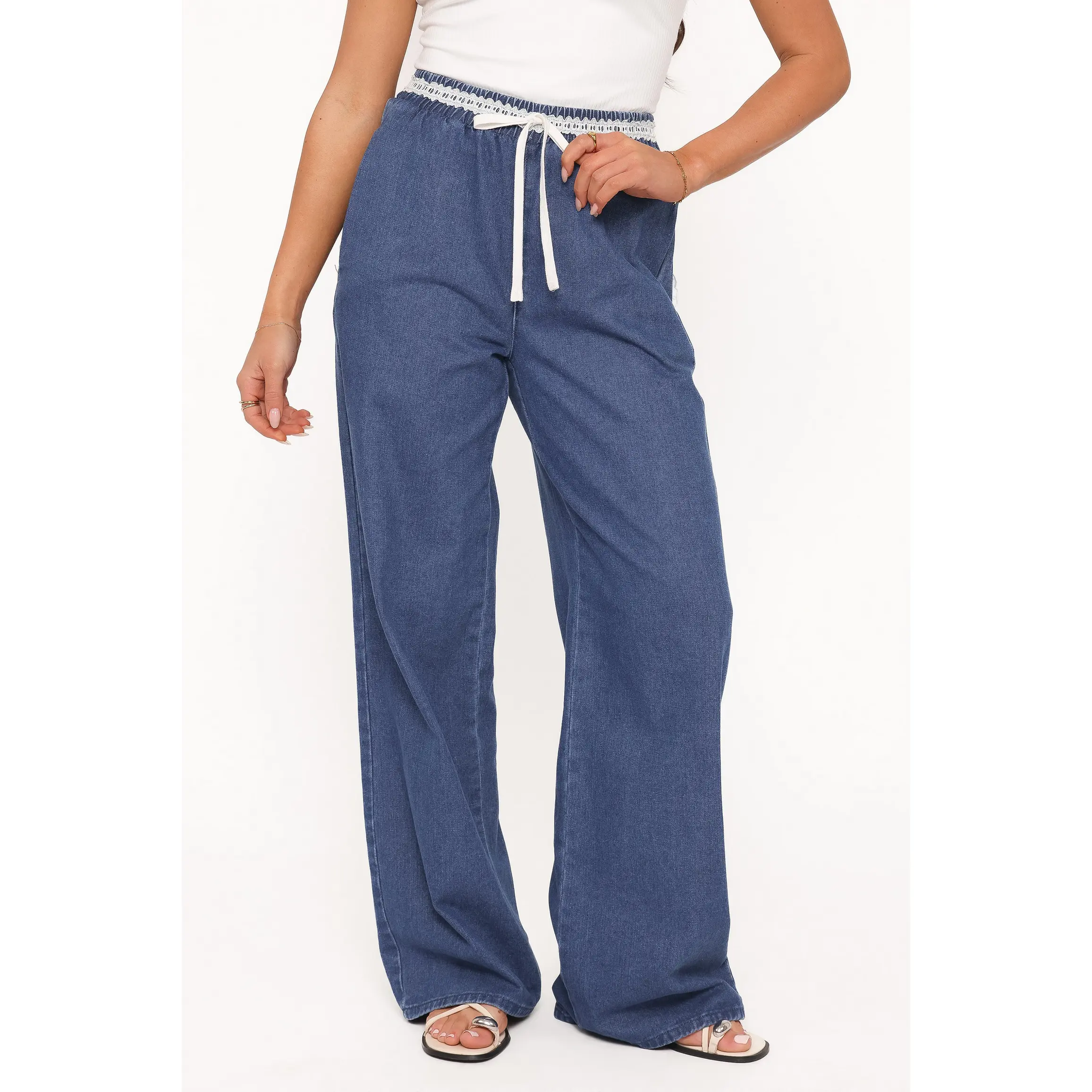 Siun Wide Leg Denim Joggers - Medium Wash