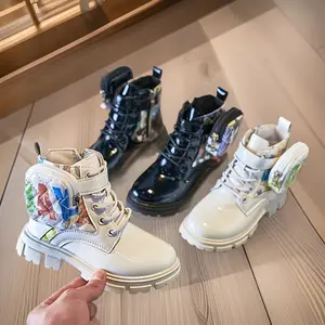 Randomly Colored English Backpacks Girls, New Autumn And Winter Single Boots in British Style, Short Boots Princess Parties, And Comfortable Boots.