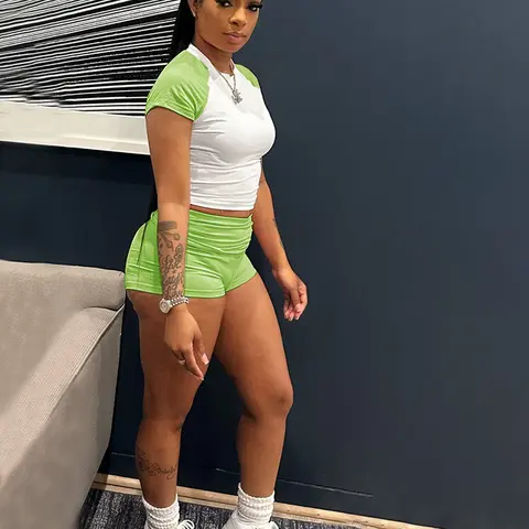 Women's 3-Piece Color Block Round Neck Short-Sleeve T-Shirt & High-Waisted Shorts & Headband Sporty Set, Casual Streetwear, Casual Sportswear Set, Casual Sportswear Outfit