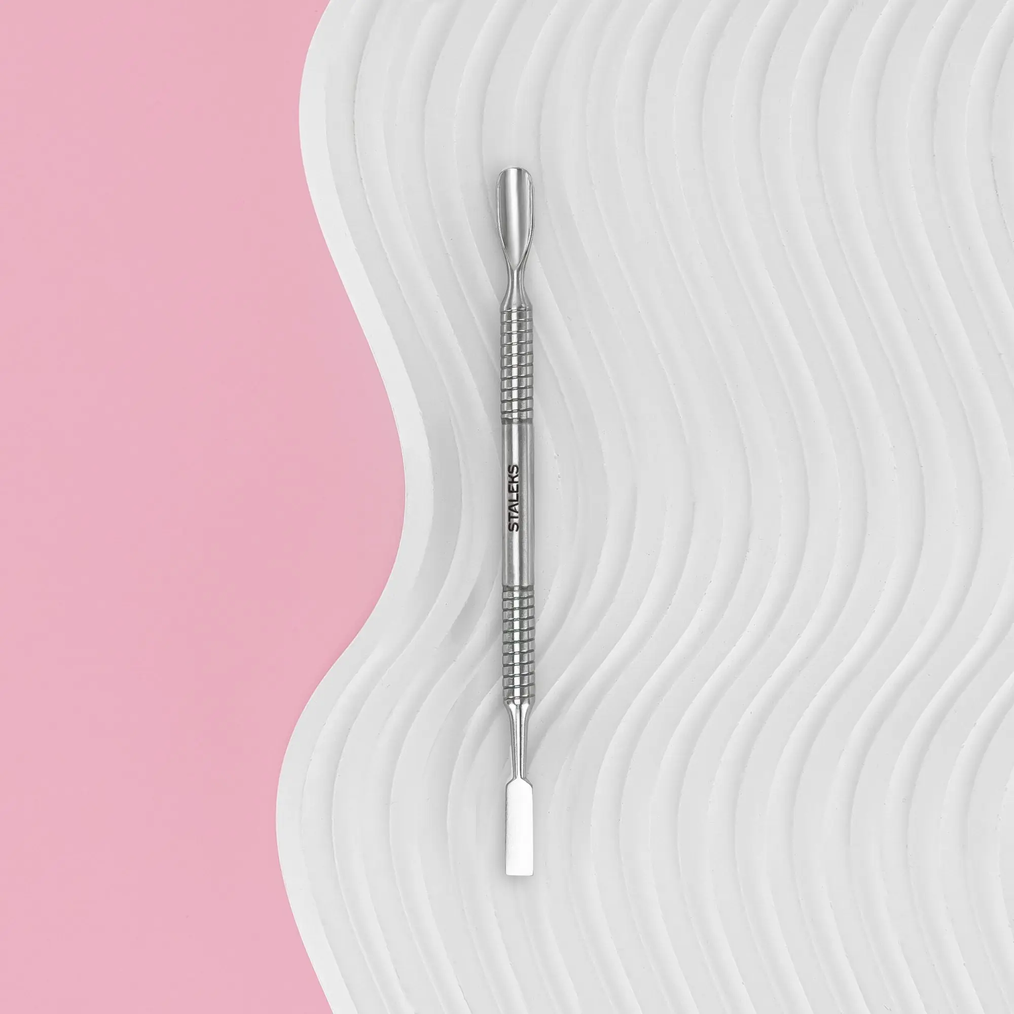 Manicure pusher BEAUTY & CARE 30 TYPE 2 (rounded narrow pusher and straight blade)