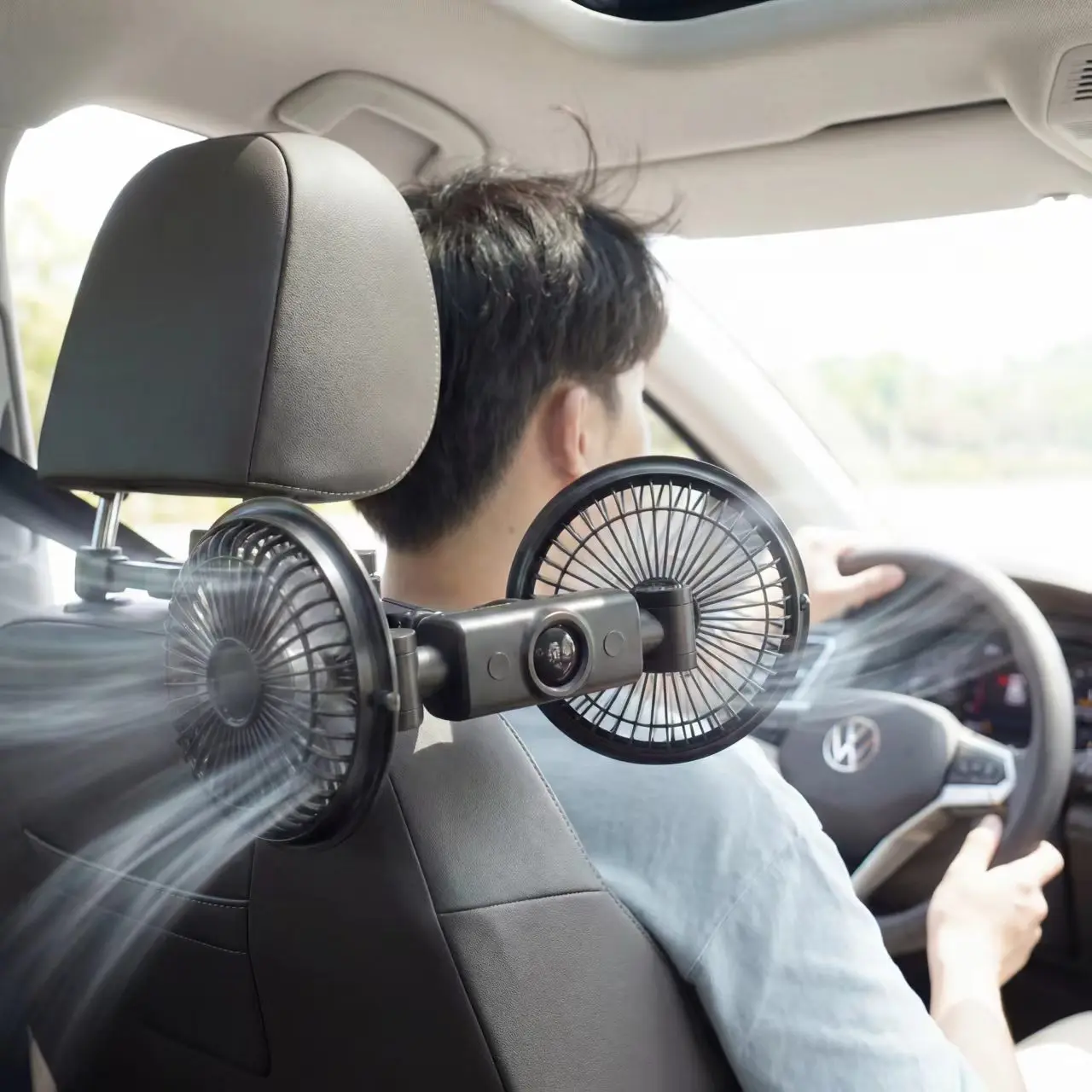 MeMO G14-18 2026 New Model Car Backseat Cooling Fan - 3-Speed Adjustment, Display Equipped, 360° Rotatable Dual Heads, Quiet Ventilation for Sedans, SUVs, Adjustable Car Fan  , Car Clip Fan