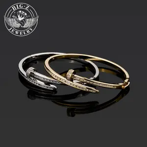 Classic luxury nail-shaped zircon bracelet for men and women, personalized couple jewelry, fashionable and shiny jewelry, exquisite back-to-school New Year Valentine's Day birthday gift