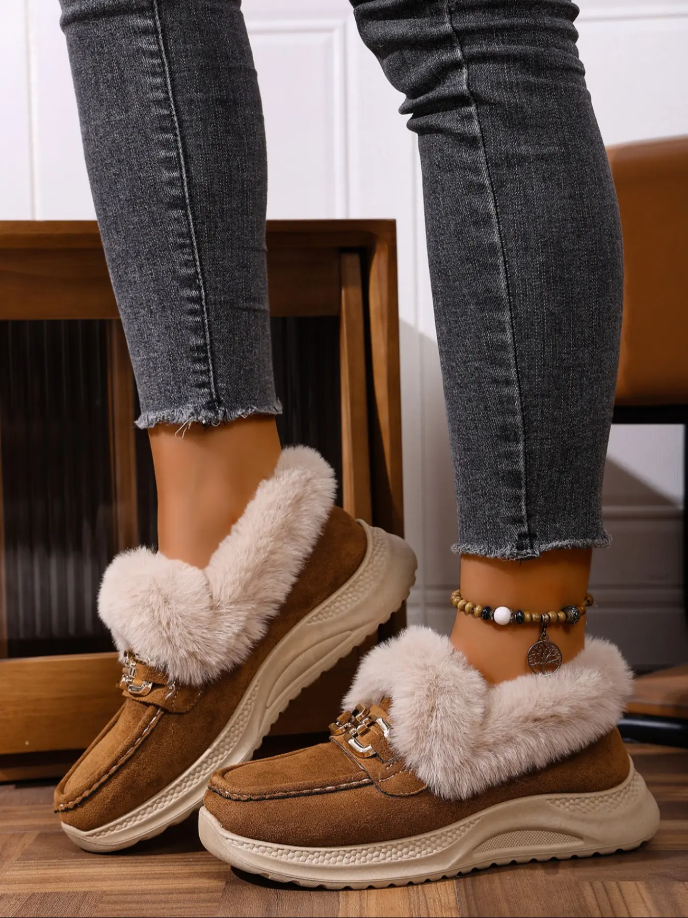 Women's Winter Fleece Loafers, Plush Edge Metal Buckle Thick Sole Rubber Cotton Shoes, Warm One-Step Casual Footwear for Fall & Winter Walking Shoes