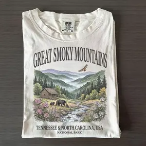 Comfort Colors Great Smoky Mountains National Park Vintage 90s Graphic T-Shirt, Retro Mountain Cabin Bear USA Nostalgia Unisex Tee