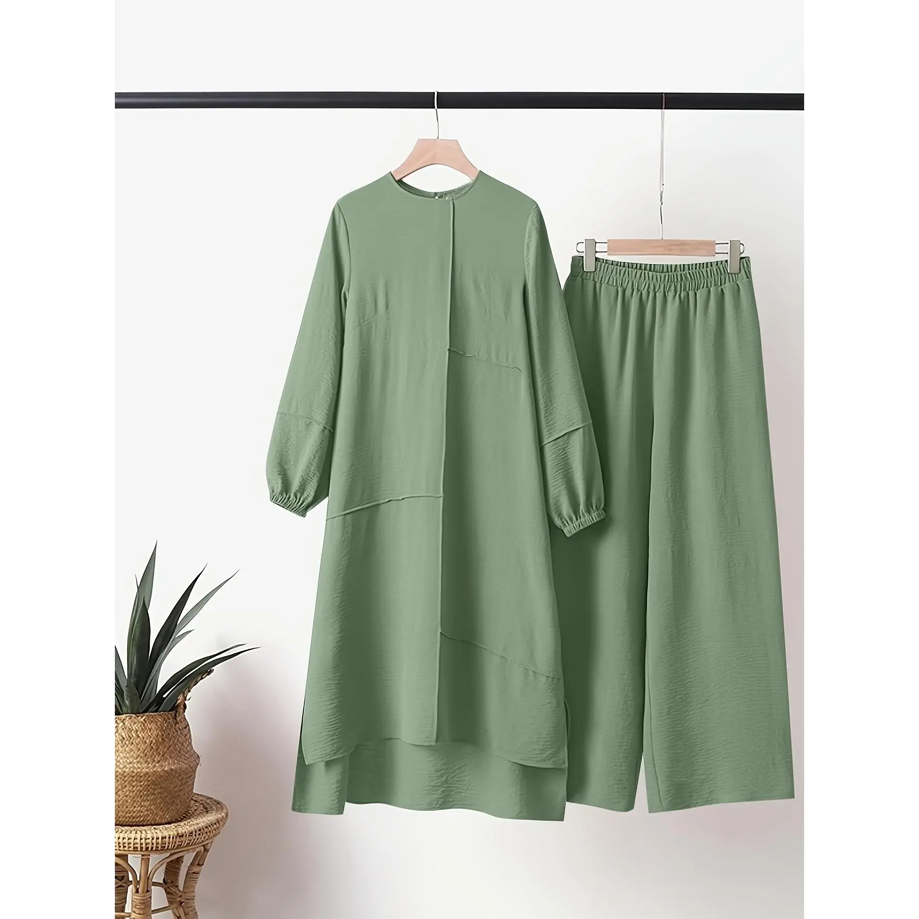 Women's Muslim 2-Piece Shirt and Pants Set, Elegant Solid Balloon Sleeve Top, Loose-Fitting Flared Pants Flow Outfit, Polyester Modest Islamic Clothing, Dry Clean Compatible