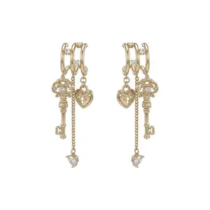 The new love lock cylinder series earrings only need one ear piercing to wear three layers of effect