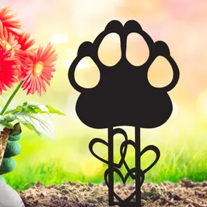 Heart Paw Print Iron Garden Sign, Pet Memorial Theme Outdoor Decor, Garden Stake for Lawn and Yard Decoration