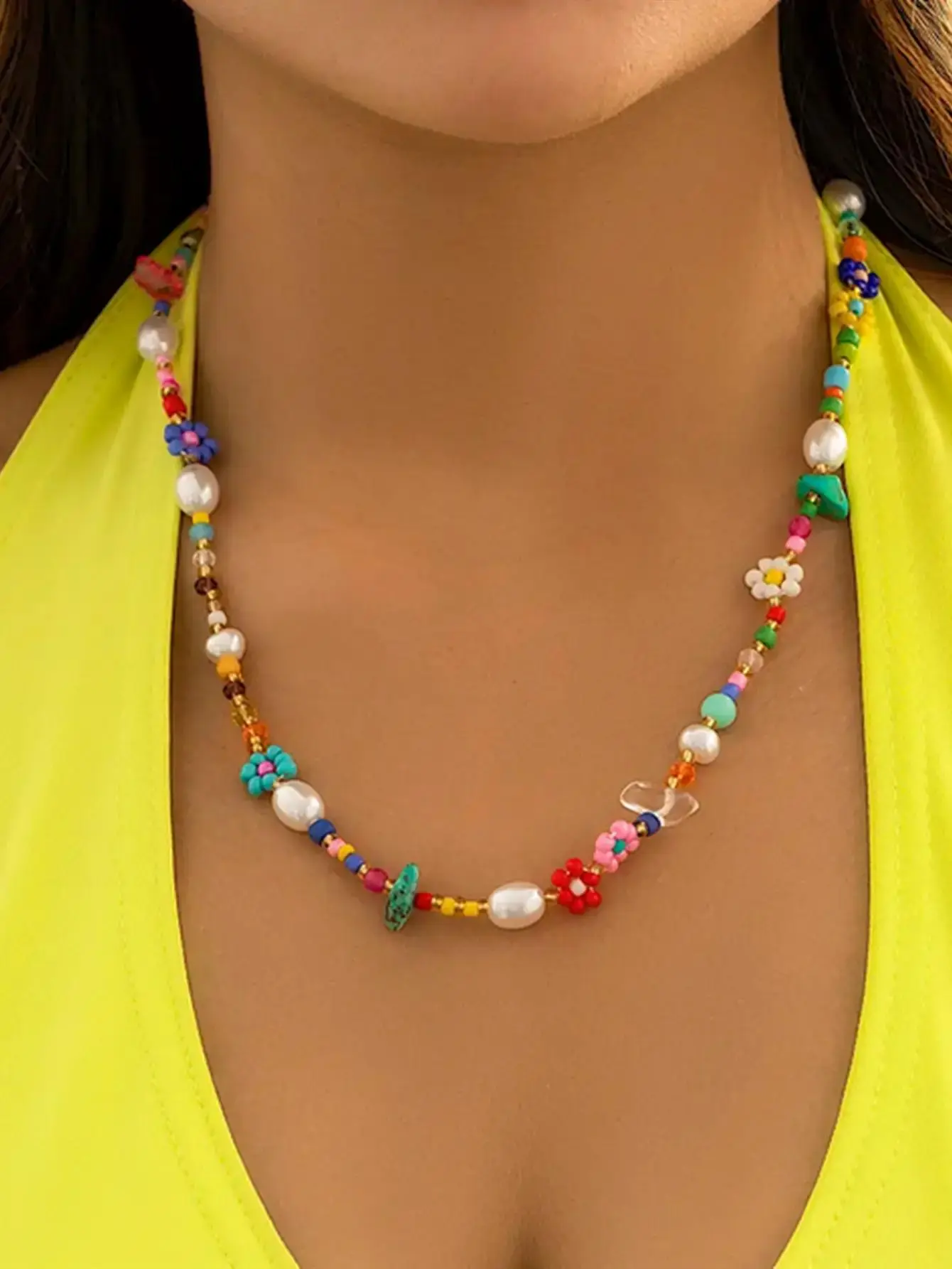 Floral & Faux Pearl Handmade Beaded Necklace Floral & Faux Pearl Handmade Beaded Necklace