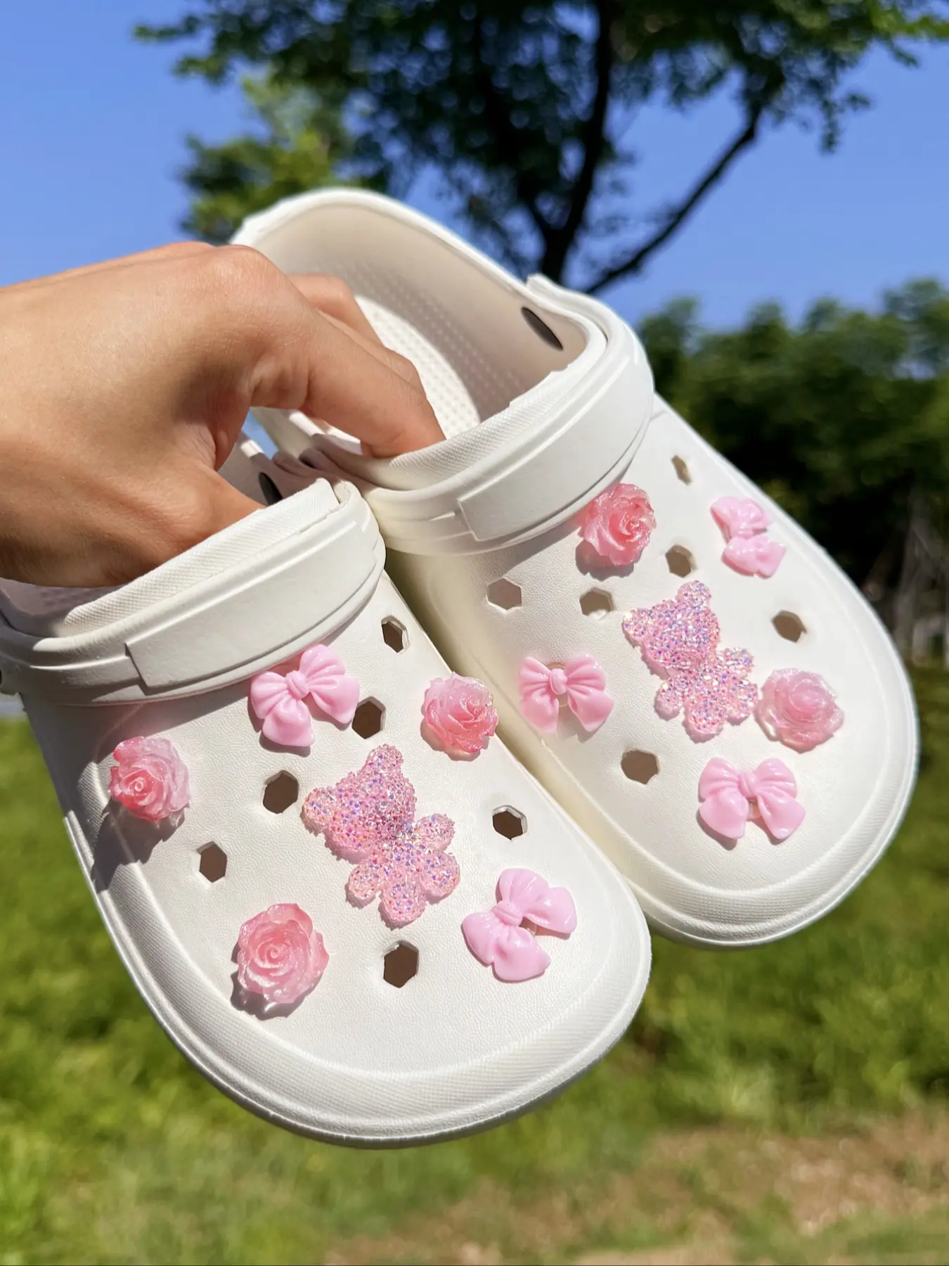 12 Piece Cute Bear Rose Bow Shoe Decorations DIY Creative Casual Accessories, Fun Multifunctional Personalized Shoes for Parties