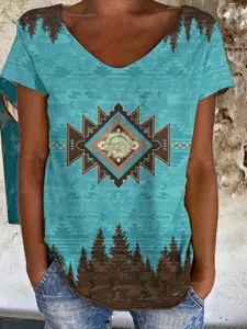 Women's Western Style Vintage Print Short Sleeve T-Shirt, Casual V Neck Top, Slim Fit, Ethnic Pattern, All Seasons Wear