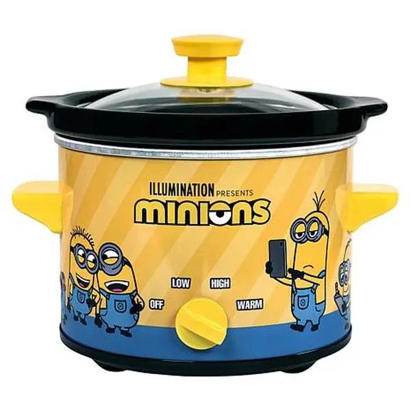 Uncanny Brands Despicable Me Minions 2-Quart Slow Cooker