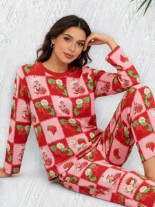 Cute strawberry pajamas Women's Strawberry Plush Printed Sleepwear Set, Short Sleeve Shorts Long Pants Comfortable Loose Fit Casual Soft Fabric Home Wear