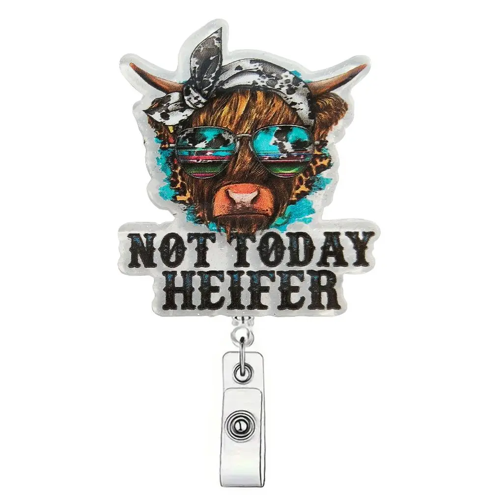 Cute Cow Design Badge Holder, Animal Shaped Badges, 1 Count Retractable Badge Clip, ID Card Holder, ID Holders For Badges, for Student Office Staff Doctor Nurse, Badge Reels Retractable