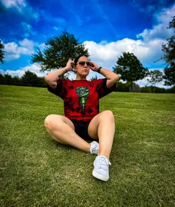 Venom Icon Tie-Dye Tee – Red & Black Unisex Fitted Short Sleeve Crew Neck Summer Casual Medium Length Hand-Dyed Unique Dye Pattern High-Detail DTF Graphic Soft Breathable Everyday Wear Statement Piece - Classic, Menswear