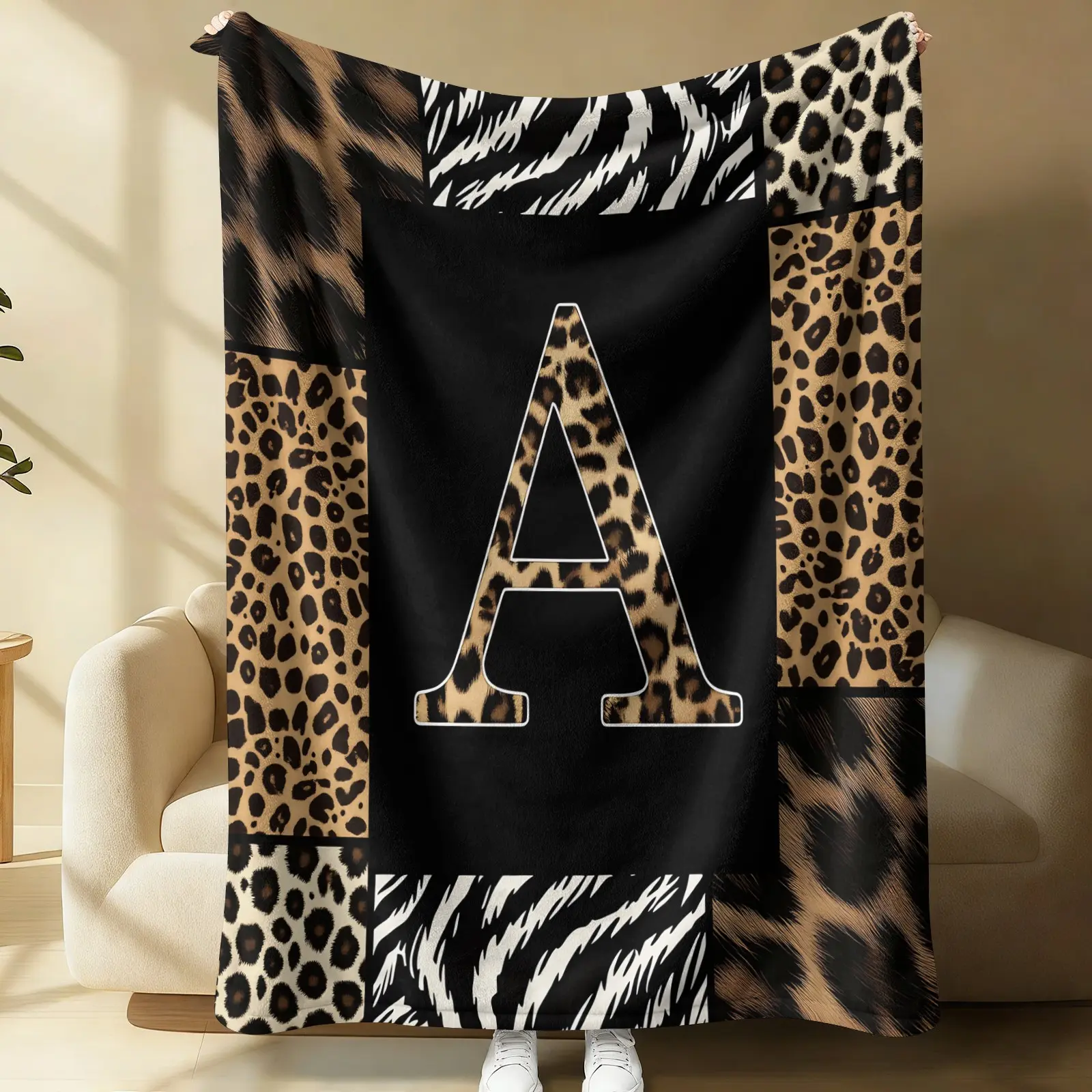 Letter A Leopard Print Patchwork Fleece Blanket, Leopard Pattern Blanket, Lightweight Flannel Blanket for Couch Sofa Bed, Aesthetic Girly Y2K Modern Style Home Decor, Decorative Blanket, Perfect Gift for Women Girls Teens & Animal Print Lovers