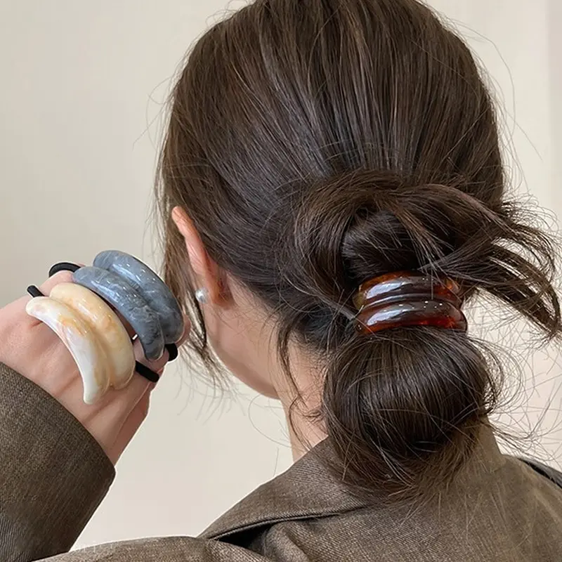 Vintage Style Resin Hair Ties, Set of 3 Elastic Bands for Women, Durable & Stylish Ponytail Holders, Perfect for Everyday Use, Elastic Hair Accessory