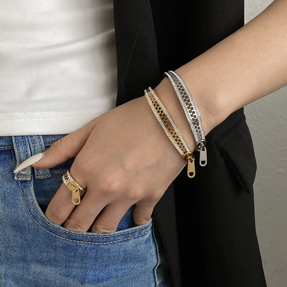 Edgy Glam Sparkly Crystal Zipper Bangle, 18K Gold/Silver Edgy Cuff Bracelet with Rhinestones, Trendy Y2K Statement Jewelry Unique daily wear gift Gift for Women