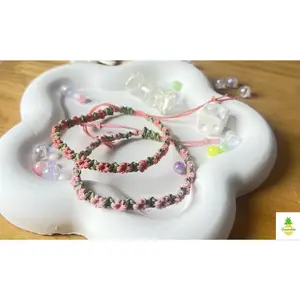 [NEW] Handmade Daisy Flower Bracelet | Adjustable Wax Cord | Cute Retro Style