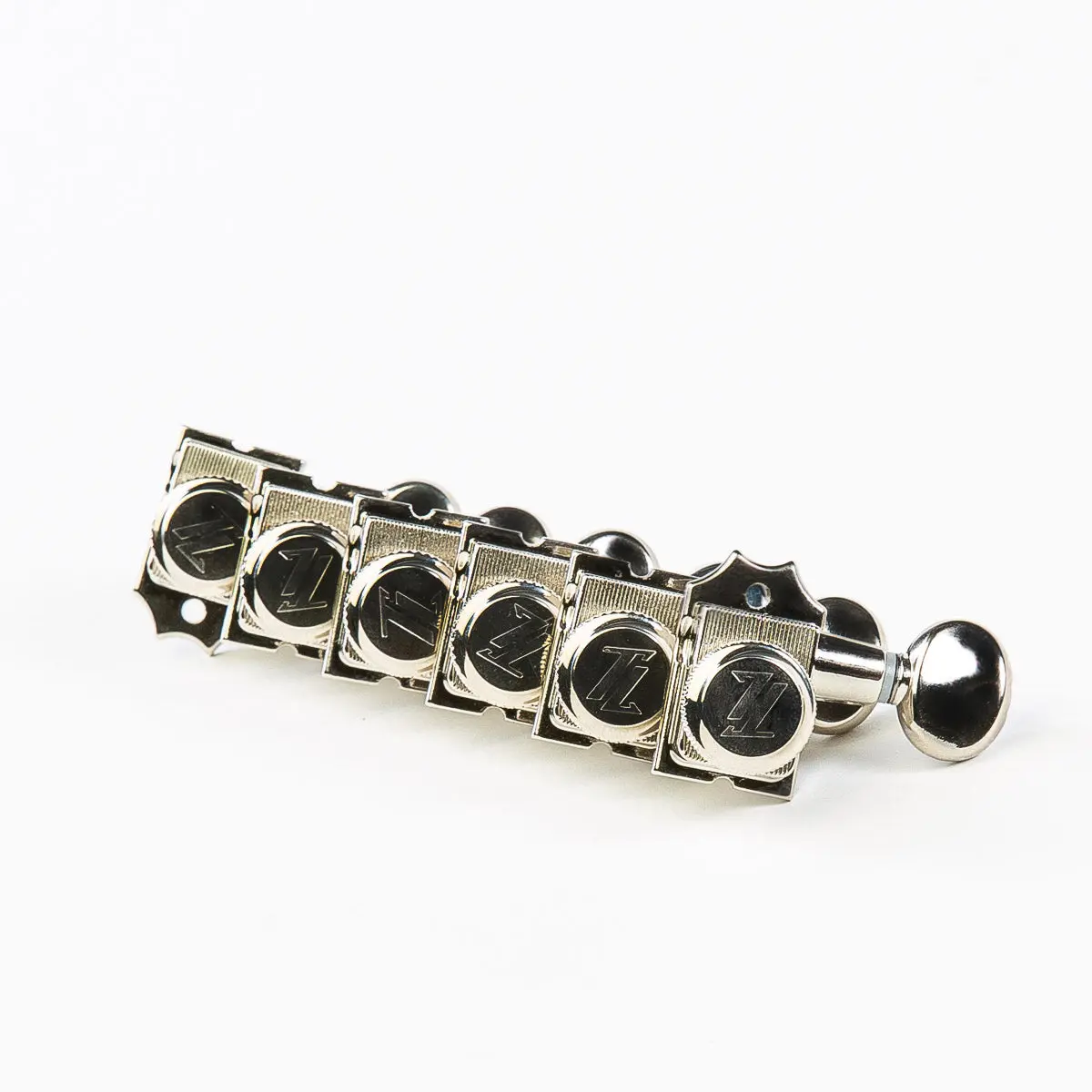 Allparts Top Lock Vin-Mod 6-in-line Locking Tuning Keys with Screw-In Bushings, Staggered Posts and Metal Oval Buttons - (set of 6)