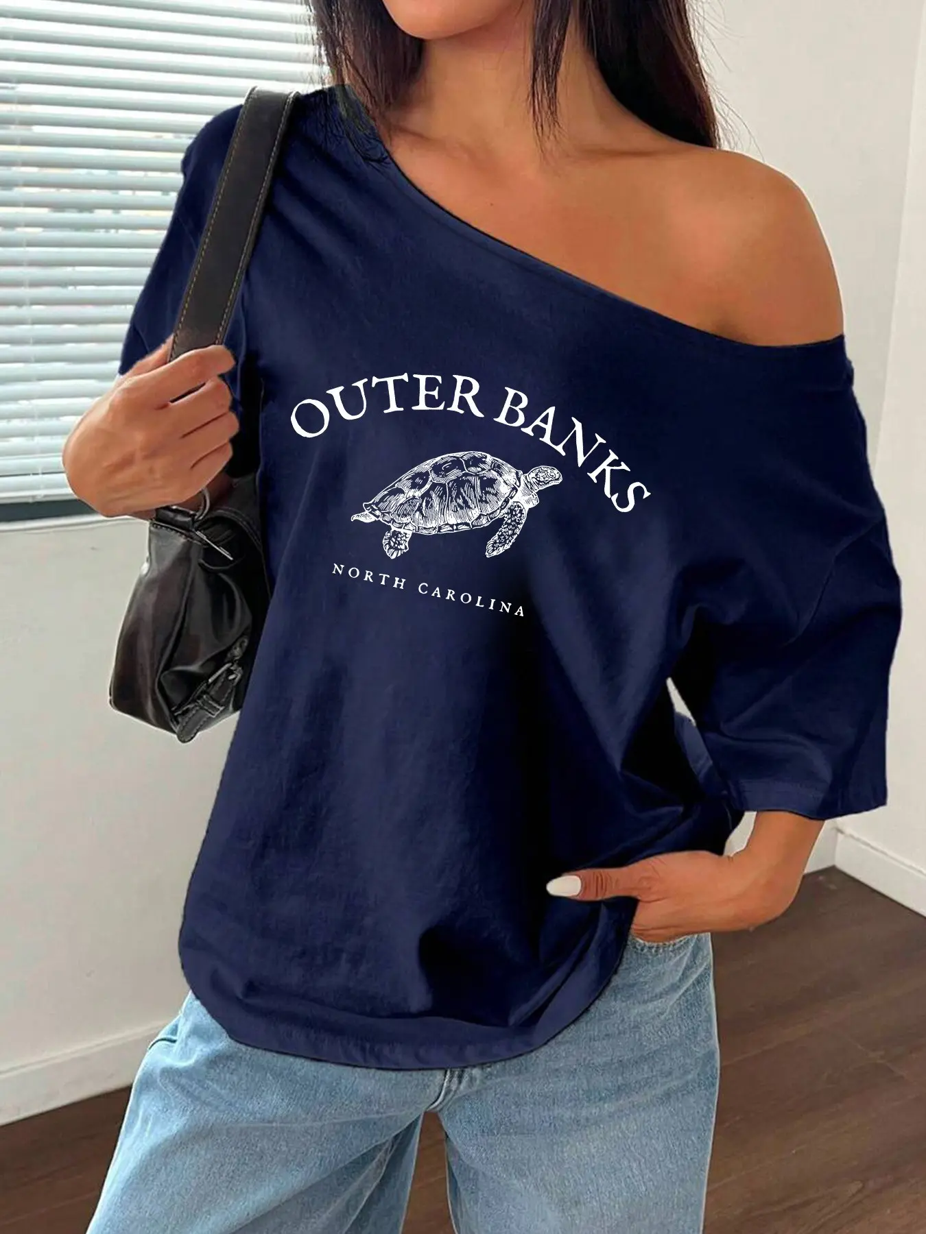 Women's Casual Commuter Loose Fit Off-Shoulder T-Shirt Summer, Turtle Letter Print, Animal Print, Y2K Style, Fashion Trendy Top for Daily Wear or Parties