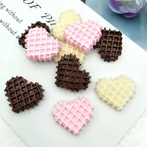 10pcs/lot  Food Cabochon Cute Resin Heart-Shaped Biscuit  Flat back For Scrapbooking Craft Embellishment Mobile Decoration