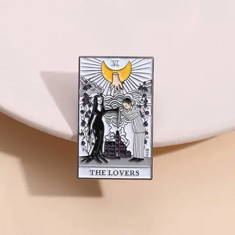 Tarot Couple Alloy Brooch Pin, Cartoon Movie Badge, Tarot Couple Decoration Accessory, Perfect Gift for Friends, All Seasons Wear, Love