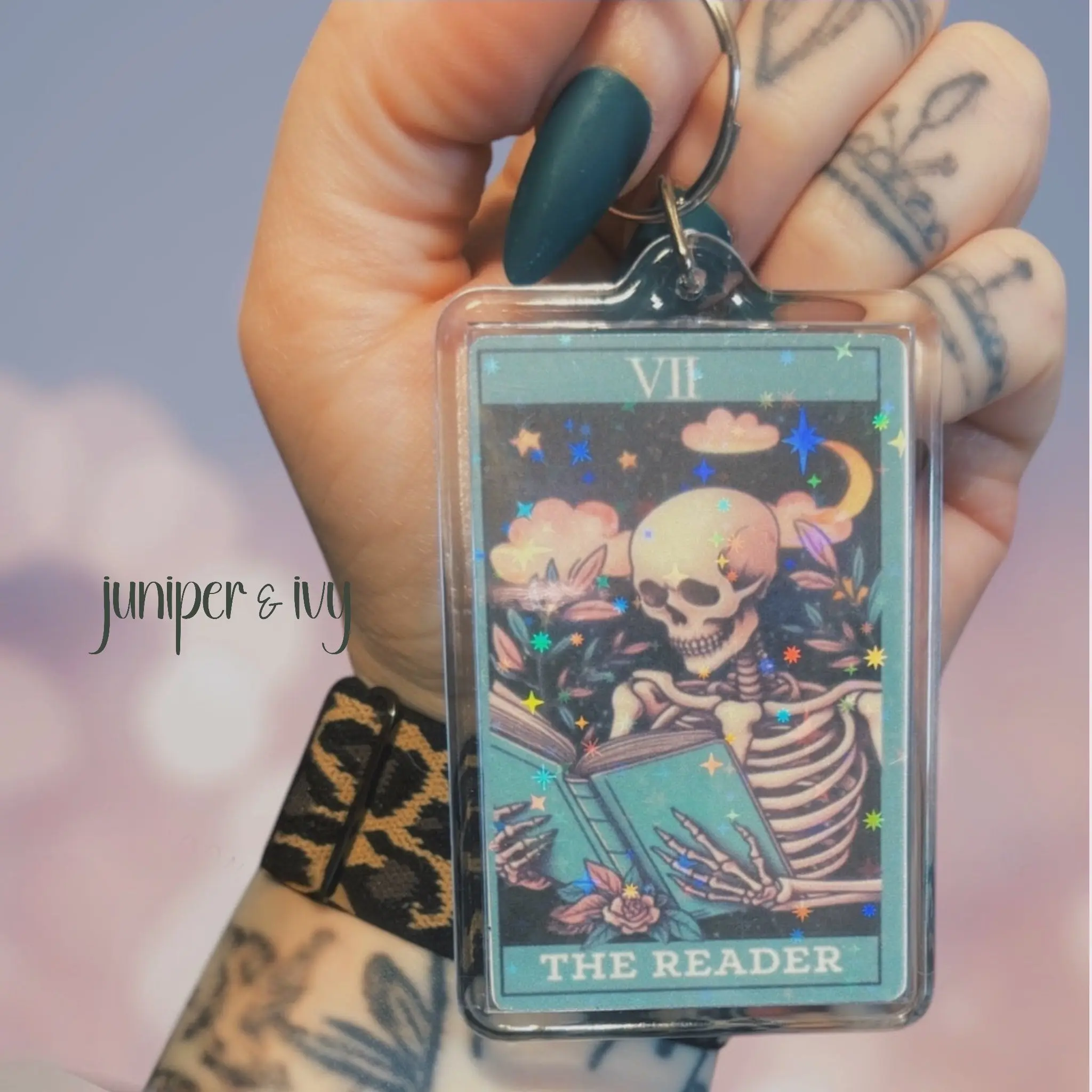 The reader holographic keychain
