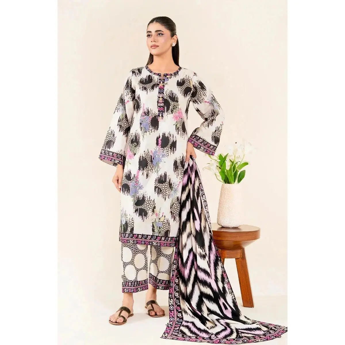 Women's 3-Piece Cream White Lawn Suit - Breathable Printed Shirt, Trouser, Dupatta Set, All Seasons, Casual, Regular Fit, XXL for Effortless Elegance